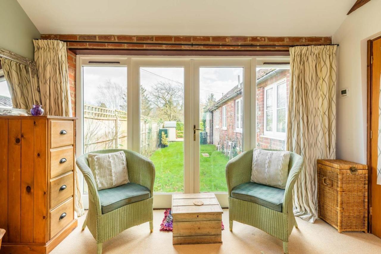Host & Stay - Woodfalls Barn Burgh and Tuttington Buitenkant foto