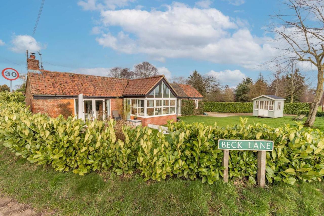 Host & Stay - Woodfalls Barn Burgh and Tuttington Buitenkant foto